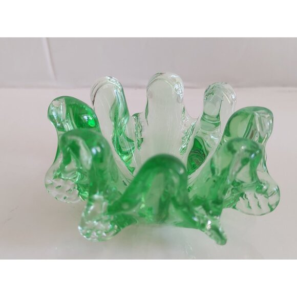 Chalet Canada Green Glass Bonboniere Bowl 1 1/2" tall x 3 1/4" x 3 1/4" - Picture 7 of 9